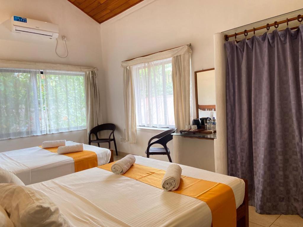 Udf Nature Villa Kandy Exteriör bild